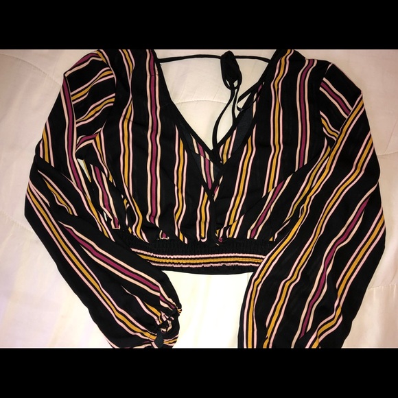 Stripped cropped blouse - Picture 2 of 3